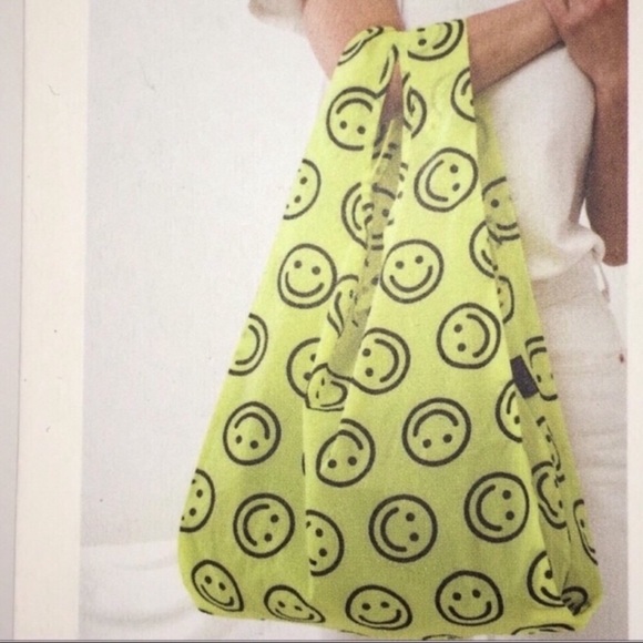 baggu smiley face
